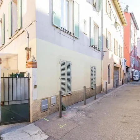 Apartment Moulin - Stunning 1 Bedroom On The Port *